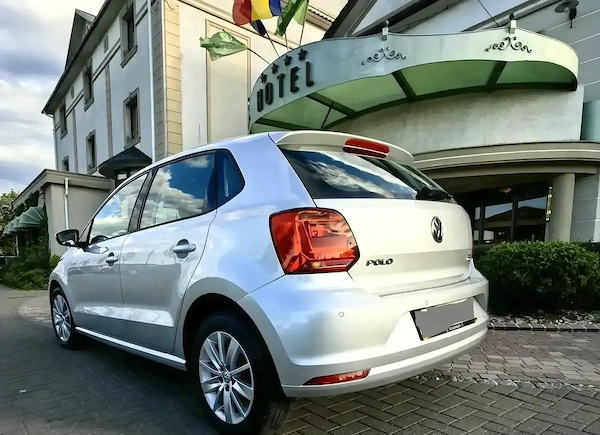 VOLKSWAGEN Polo 2016 — imagine 3