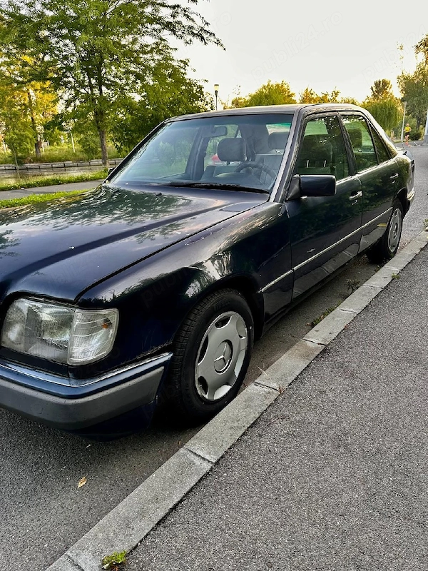 MERCEDES-BENZ E-Class 1994
