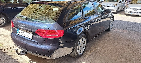 AUDI A4 2011 — imagine 2