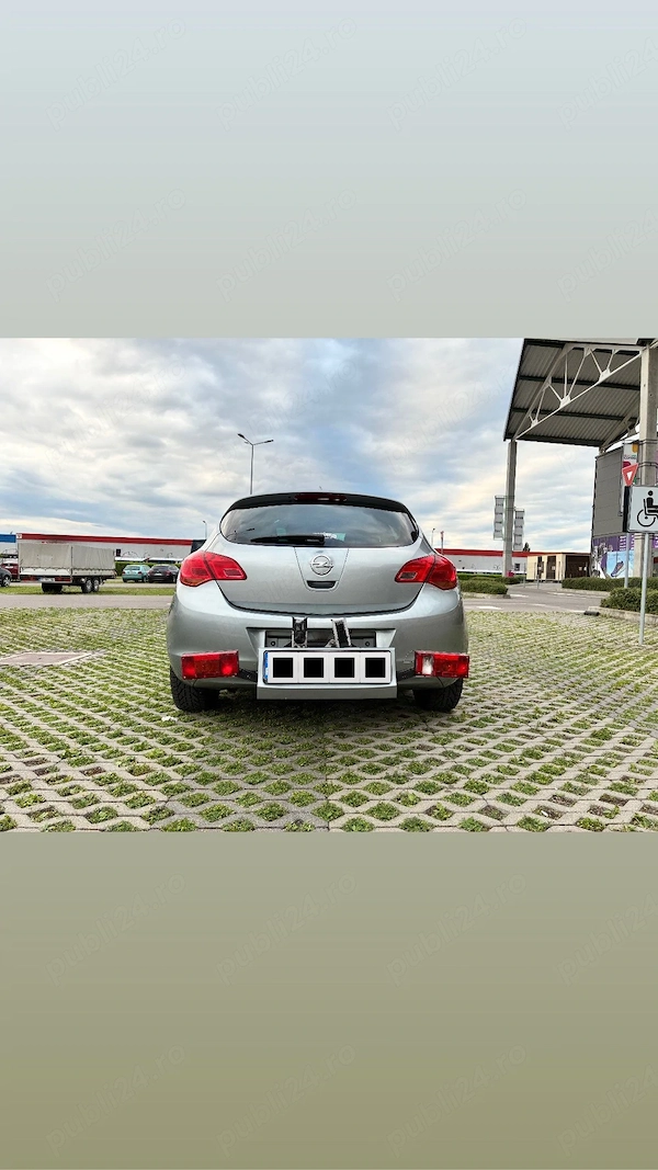 OPEL Astra 2011 — imagine 3