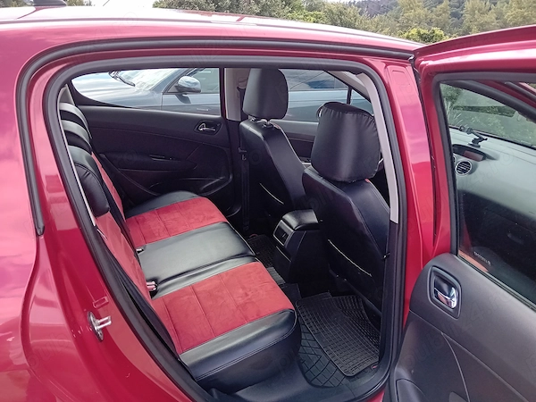 PEUGEOT 308 2010 — imagine 5