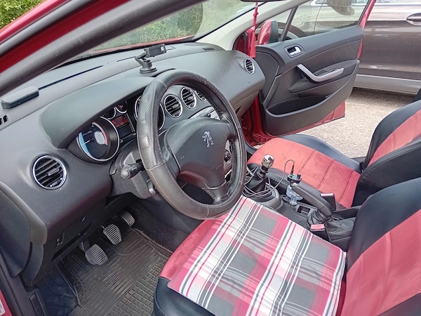 PEUGEOT 308 2010 — imagine 9