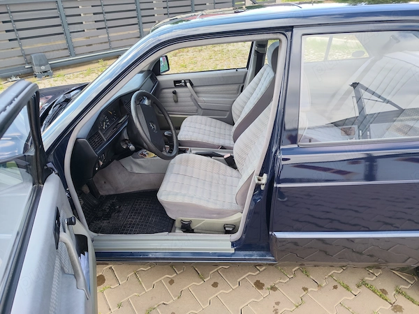 MERCEDES-BENZ 190 1990 — imagine 4