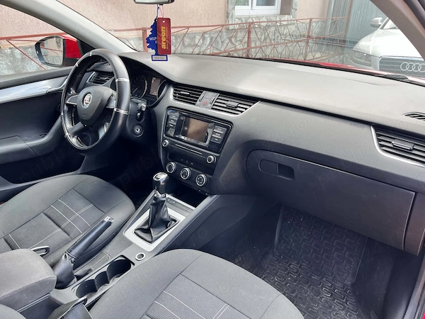 SKODA Octavia 2016 — imagine 3