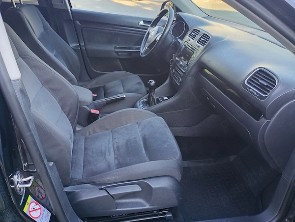 VOLKSWAGEN Golf 2012 — imagine 10