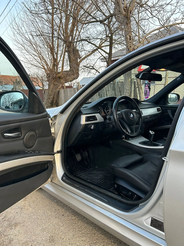 BMW 3 Series 2009 — imagine 5