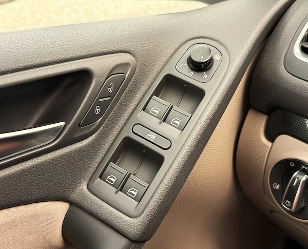 VOLKSWAGEN Golf 2010 — imagine 16