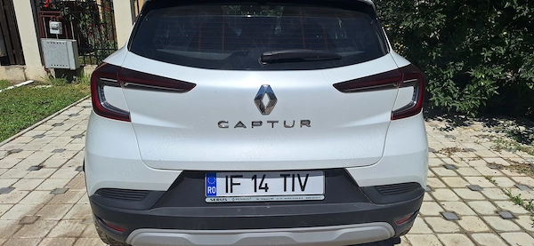 RENAULT Captur 2022 — imagine 2