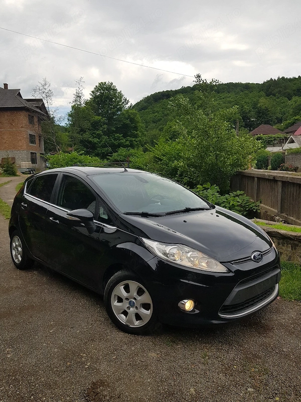 FORD Fiesta 2011