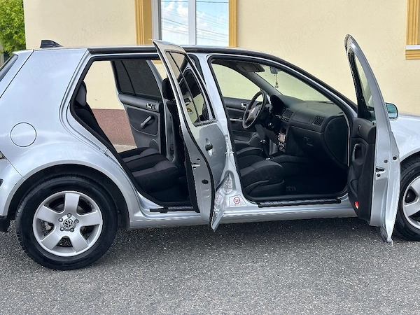 VOLKSWAGEN Golf 2003 — imagine 7