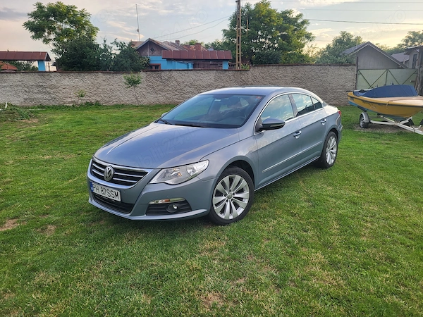VOLKSWAGEN Passat CC