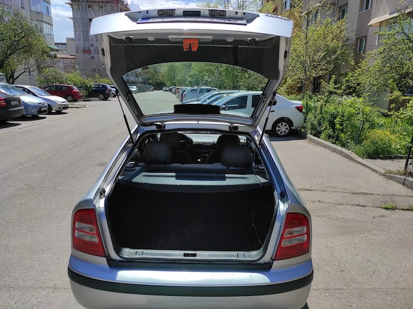 SKODA Octavia 2008 — imagine 4