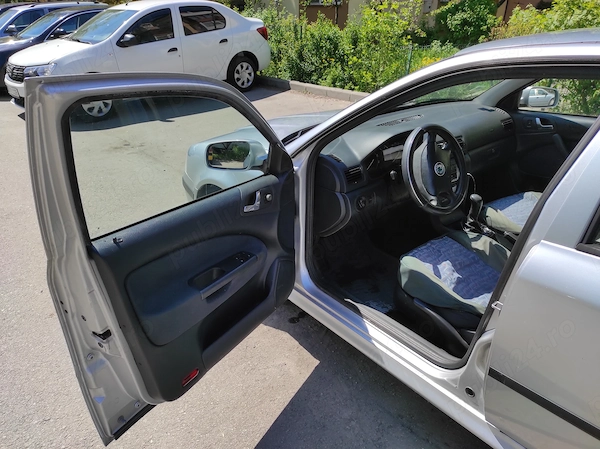 SKODA Octavia 2008 — imagine 9