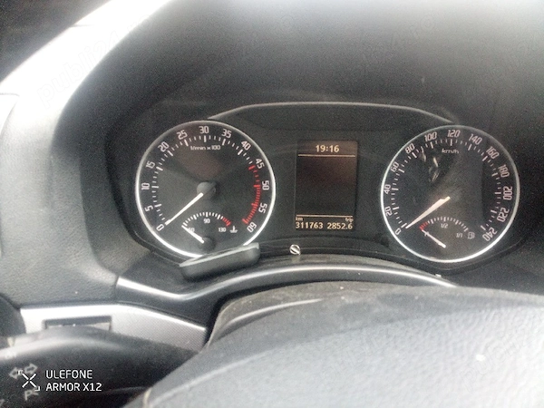 SKODA Octavia 2010 — imagine 3