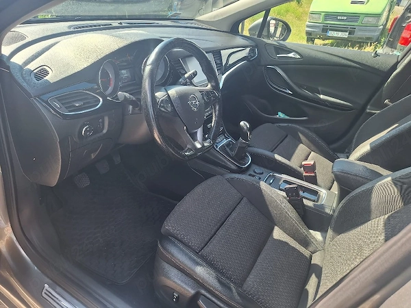 OPEL Astra 2019 — imagine 3