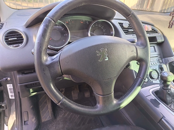 PEUGEOT 3008 2010 — imagine 3