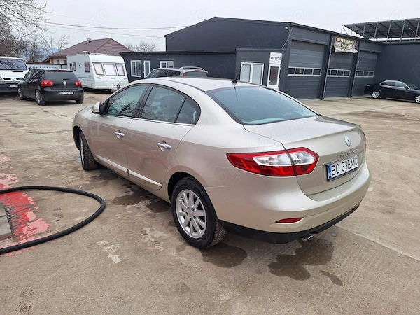 RENAULT Fluence