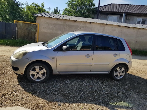 FORD Fiesta 2008 — imagine 3