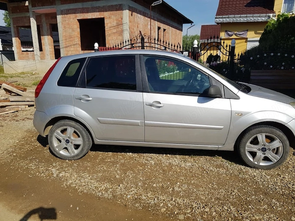 FORD Fiesta 2008 — imagine 2