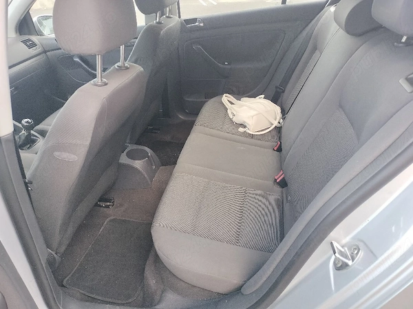 VOLKSWAGEN Golf 2005 — imagine 4