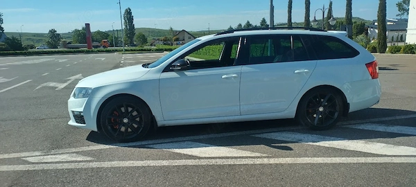 SKODA Octavia 2015 — imagine 3