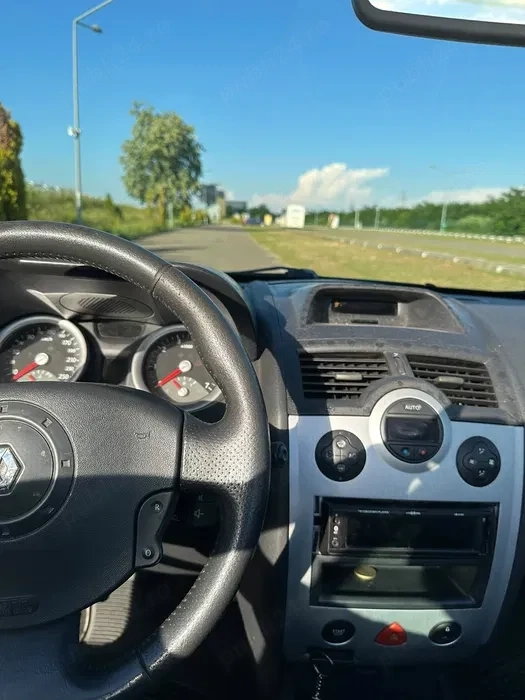 RENAULT Megane 2004 — imagine 7