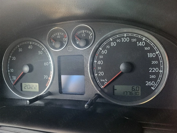 VOLKSWAGEN Passat 2004 — imagine 2