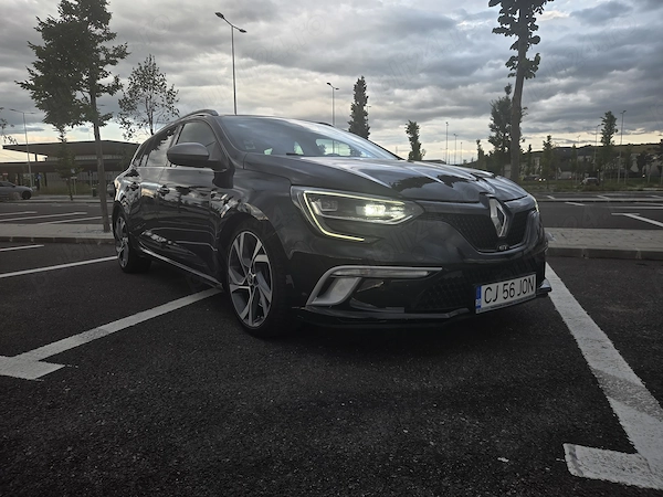 RENAULT Megane 2018 — imagine 2