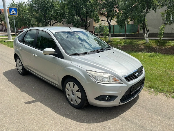 FORD Focus 2010 — imagine 3