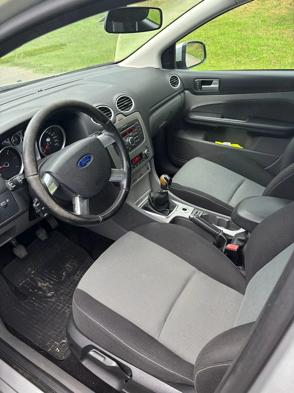 FORD Focus 2010 — imagine 7