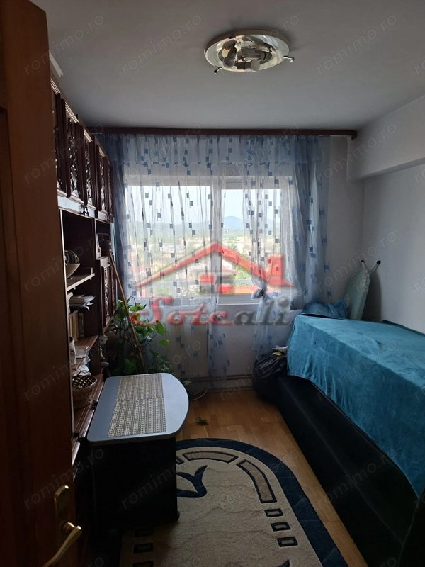 Apartament 3 camere, 72,84 mp utili, mobilat și utilat Etaj 7/10 — fotografia 3