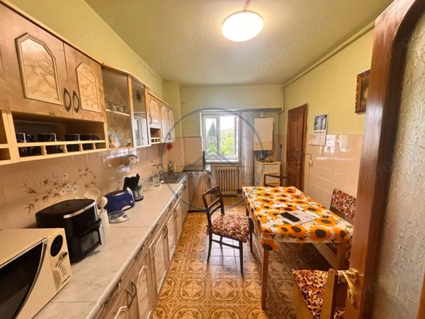 Apartament 4 camere, 90 mp utili – Zona Centrală — fotografia 3
