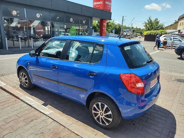 SKODA Fabia 2011
