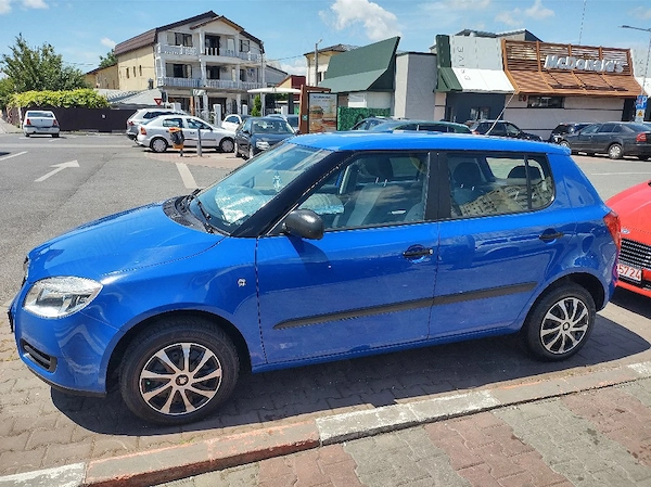 SKODA Fabia 2011 — imagine 3
