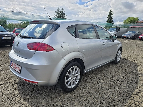 SEAT Leon 2011 — imagine 2