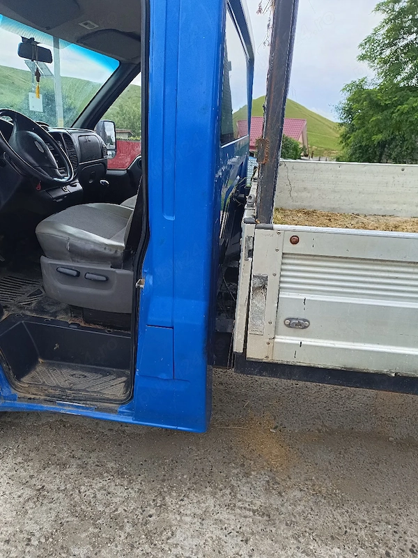 vând carosata motor 2400