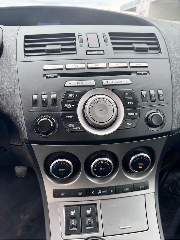 MAZDA 3 2010 — imagine 2