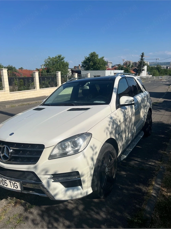 MERCEDES-BENZ ML-Class 2012