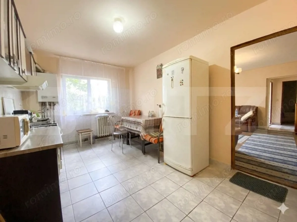 Apartament 2 camere, etaj 1, bloc izolat, parcare – zona Han, Aleea Rotundă — fotografia 3