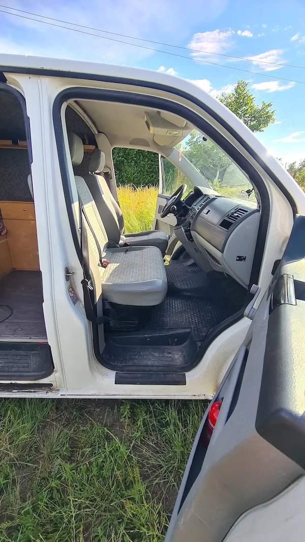 VOLKSWAGEN Transporter 2011 — imagine 4