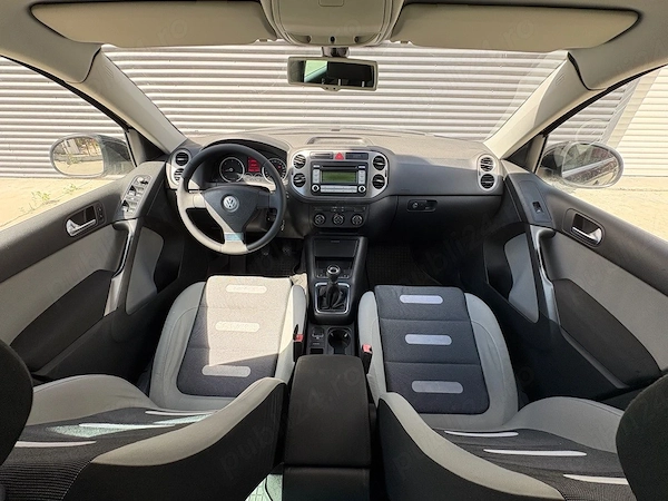 VOLKSWAGEN Tiguan 2009 — imagine 6