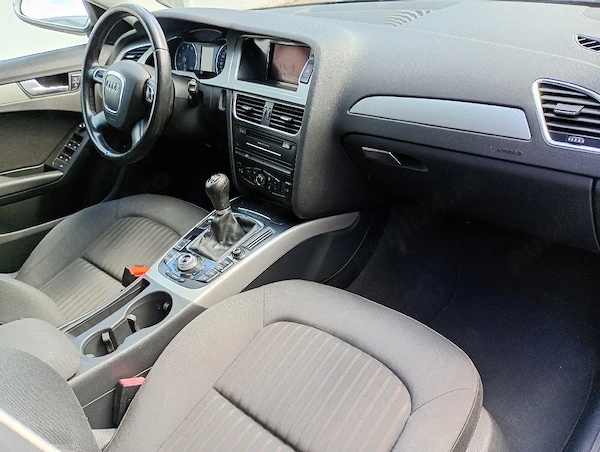 AUDI A4 2010