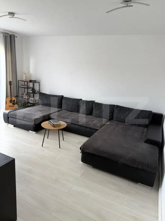 Apartament 3 camere, 67 mp, decomandat - zona Teilor — fotografia 1