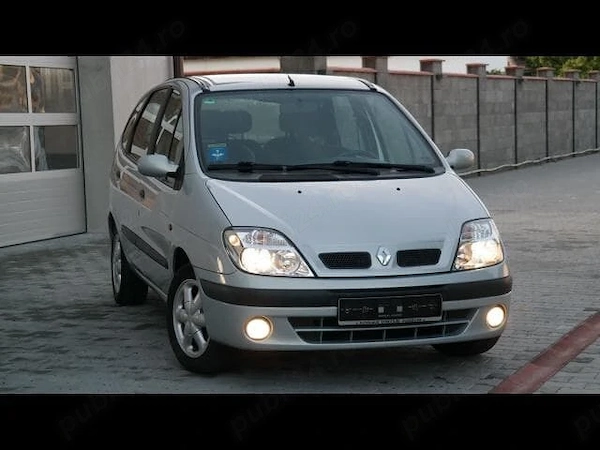 RENAULT Megane 2000