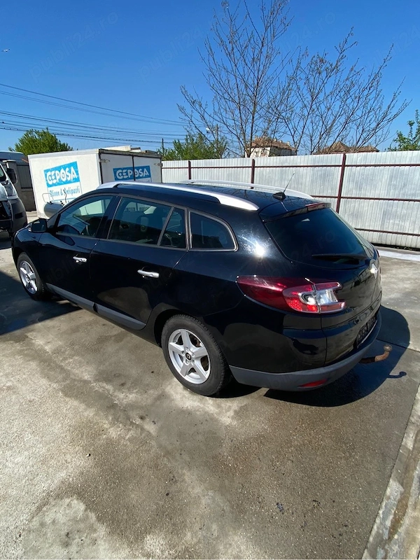 RENAULT Megane 2011 — imagine 5