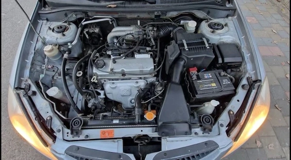 MITSUBISHI Lancer 2004 — imagine 4