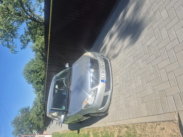 SKODA Fabia 2010 — imagine 4