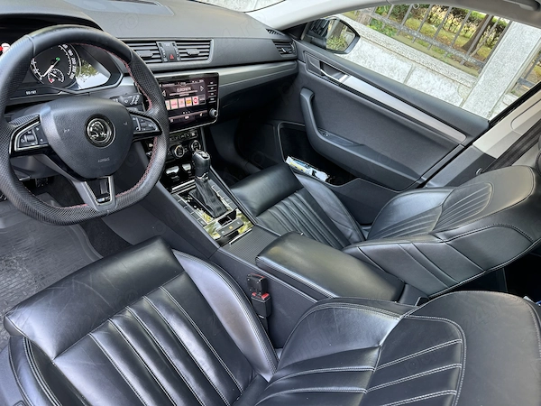 SKODA Superb 2018 — imagine 10