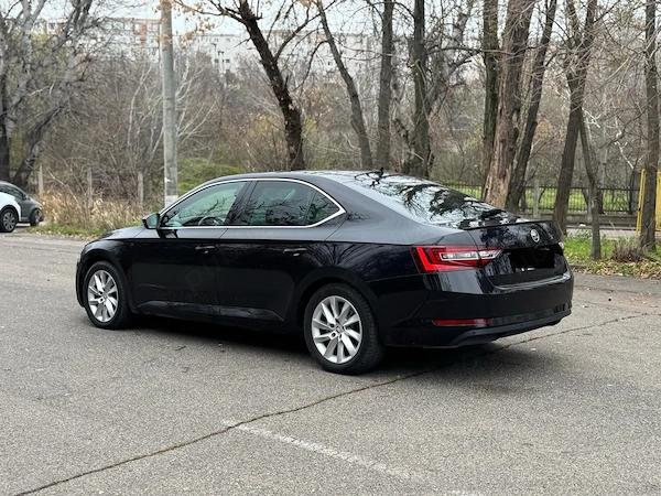 SKODA Superb 2018 — imagine 5