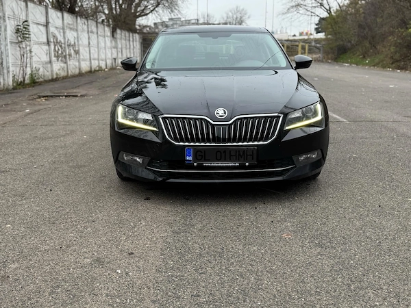 SKODA Superb 2018 — imagine 4